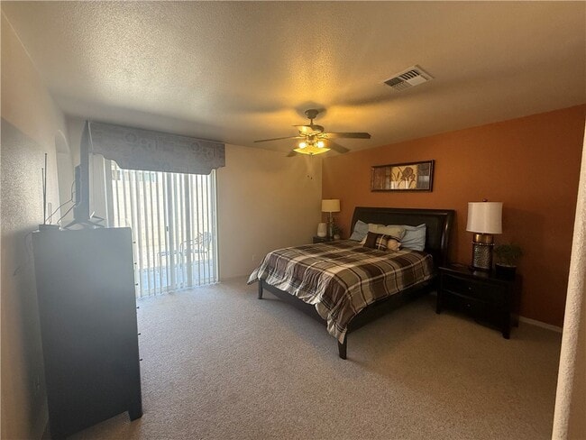 Building Photo - 685 Vista Grande Dr