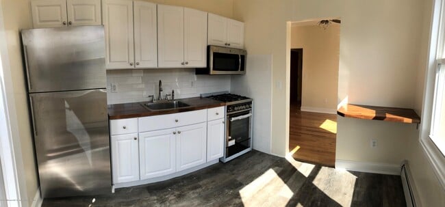 Building Photo - 516 Summerfield Ave