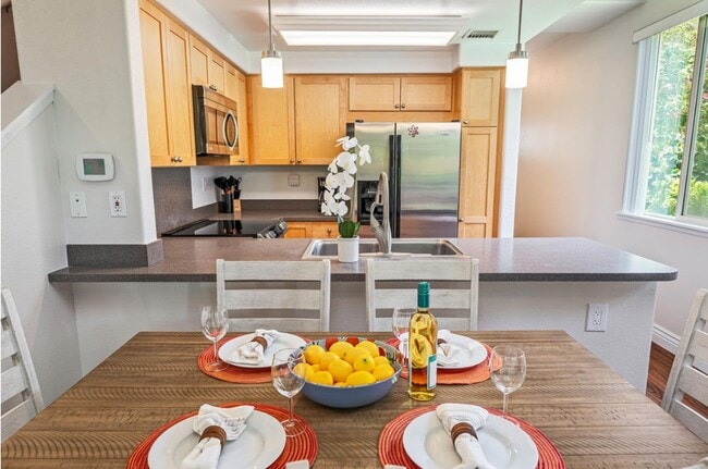 Building Photo - Ko Olina Resort Living - 3 Bed, 2.5 Bath F...