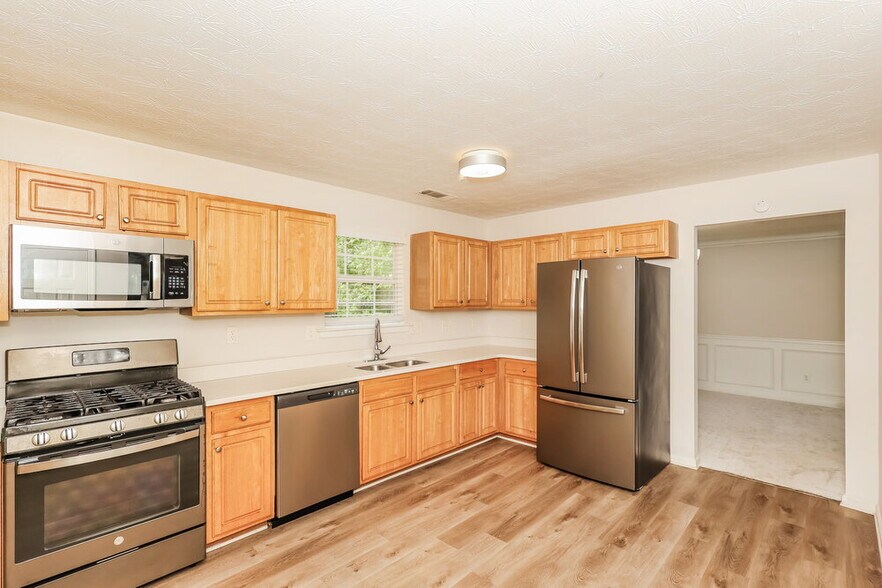 Building Photo - 512 Tori Ct