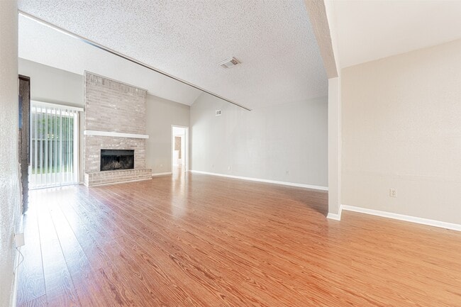 Building Photo - 2342 Sunset Trail