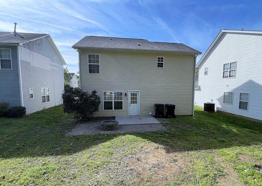 Building Photo - 974 Ramsgate Dr SW