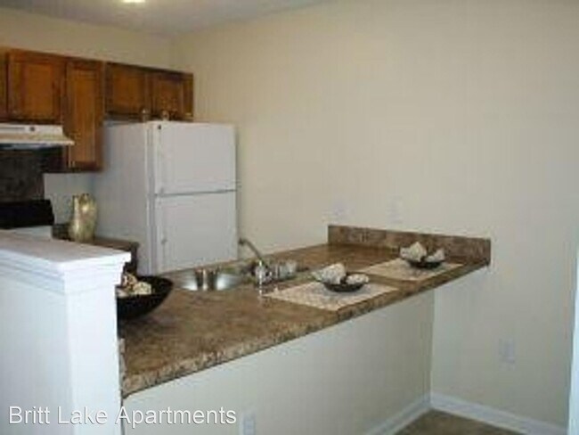 Building Photo - 2920 Cosmo Dr