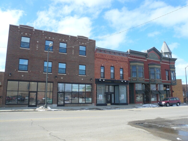 Building Photo - 124 Water St