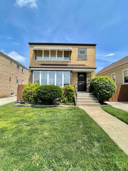 Building Photo - 5735 S Meade Ave