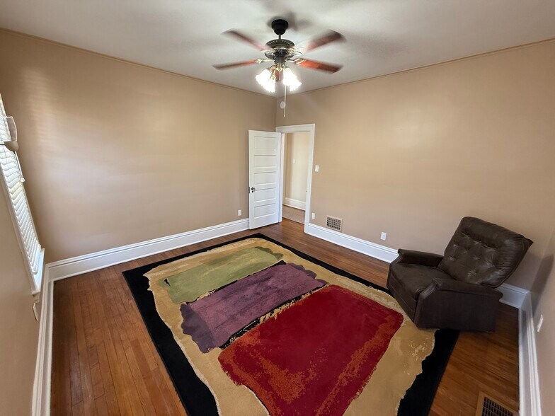 Bedroom 1 - 10 Rockledge Rd