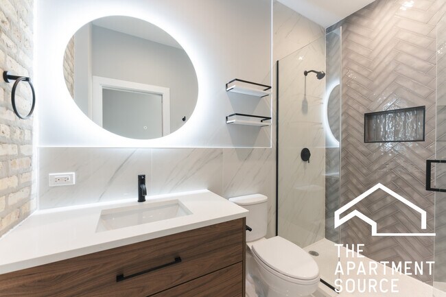 Building Photo - 2200 N Kedzie Blvd