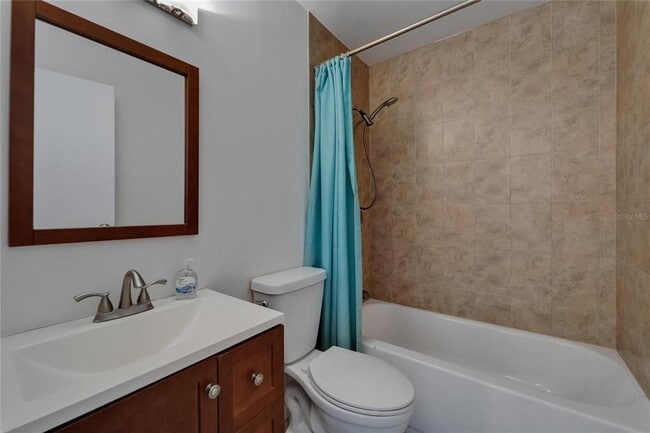 Building Photo - 8818 Ashman Rd