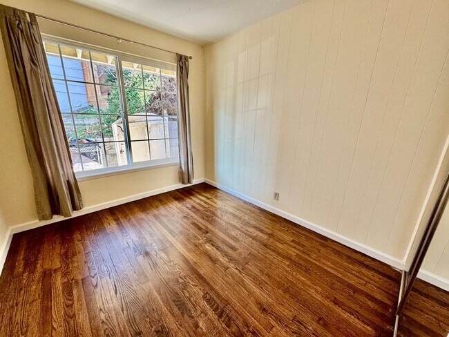 Building Photo - 4367 Nelson Dr