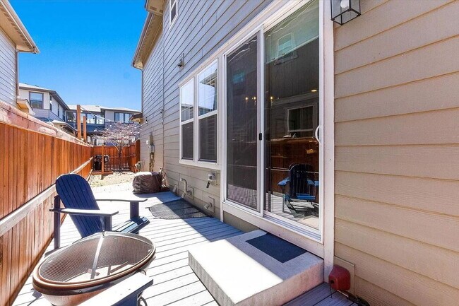 Building Photo - 8056 E 53rd Dr