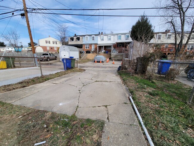 Building Photo - 5253 Cedgate Rd