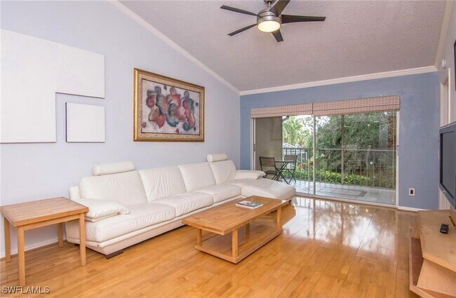 Building Photo - 613 Squire Cir