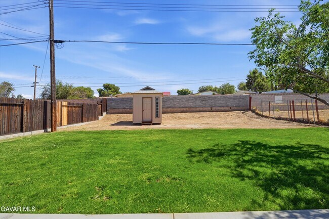 Building Photo - 38860 Deer Run Rd