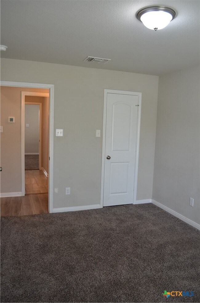 Building Photo - 3423 Addison St