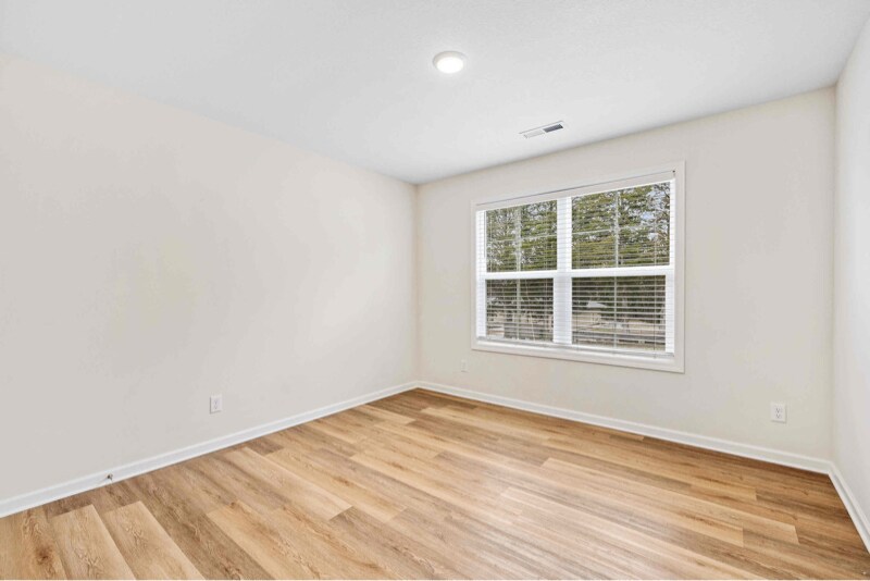 Building Photo - 5009 Spring Creek Rd