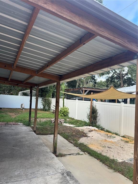 Building Photo - 2223 Village Ct