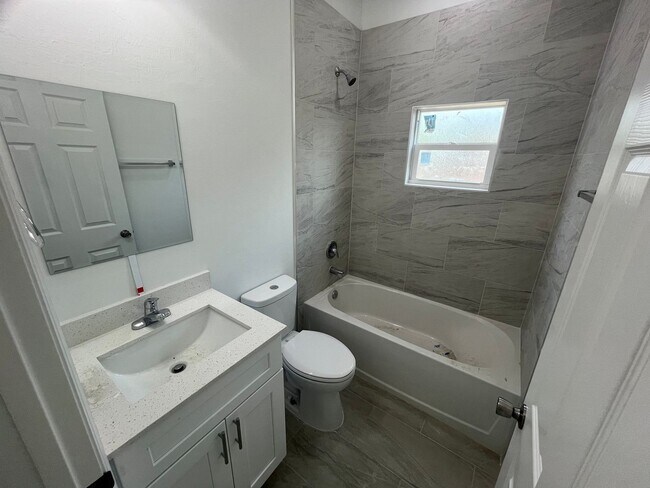 Building Photo - MODERN BRAND NEW RETREAT IN LEHIGH ACRES!