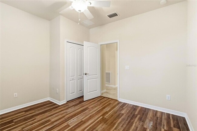 Building Photo - 7156 Marsh View Terrace