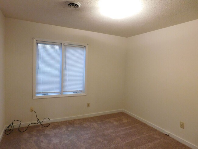 Building Photo - 30 Ohara Drive - Town of River Bend
