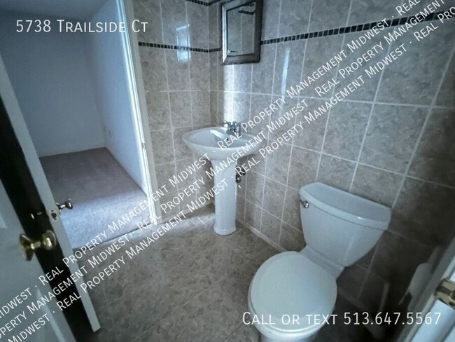 Building Photo - 5738 Trailside Ct