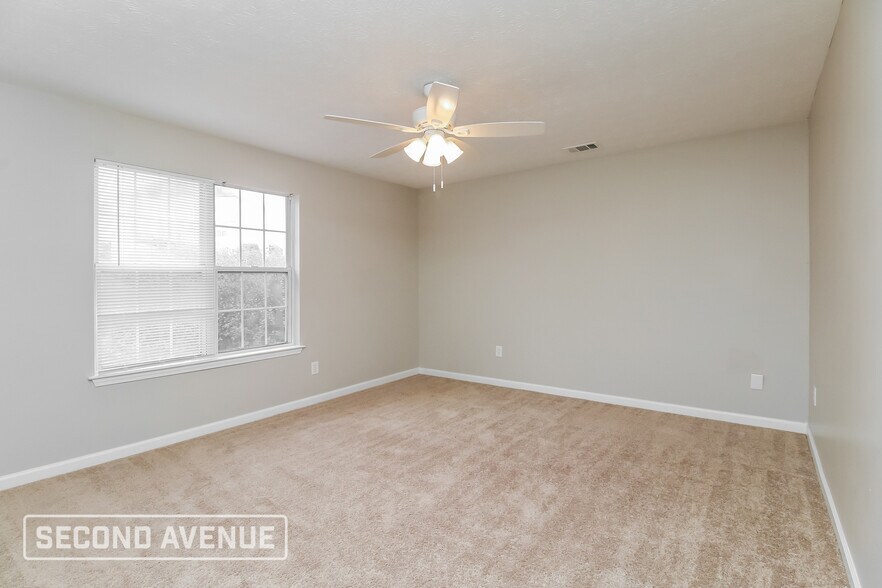 Building Photo - 5681 Spring Mill Cir