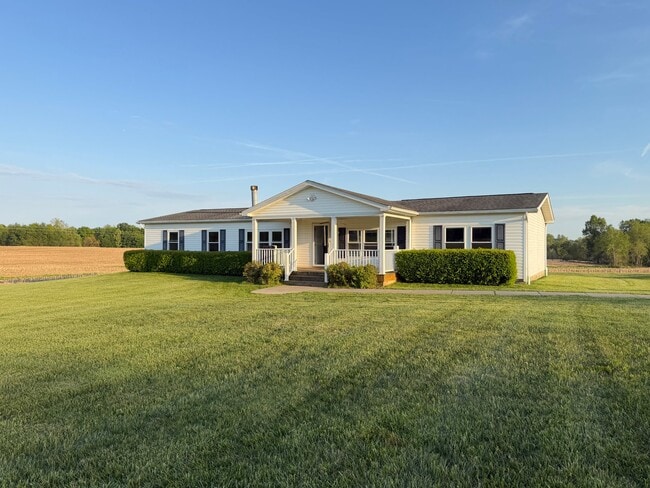 Building Photo - 10355 Hollrah Rd