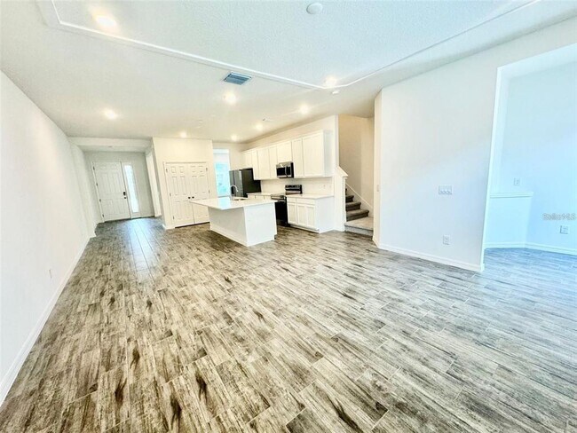 Building Photo - 7019 Twilight Bay Dr