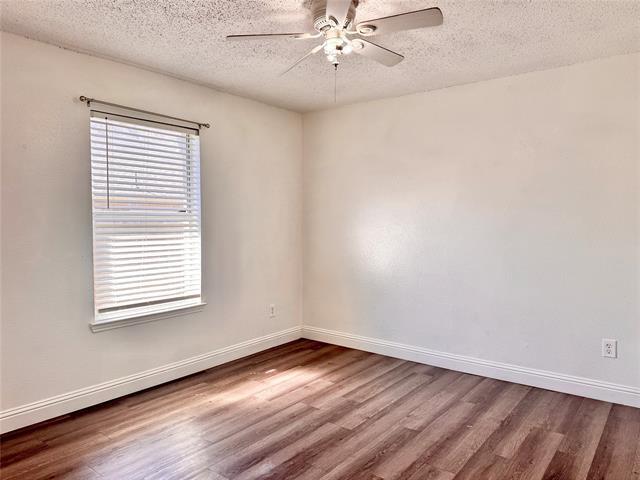 Building Photo - 201 Yosemite Dr