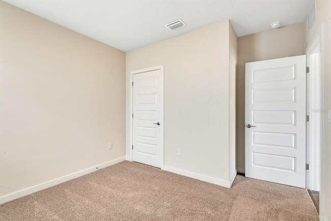 Building Photo - 18303 Wheathouse Pl