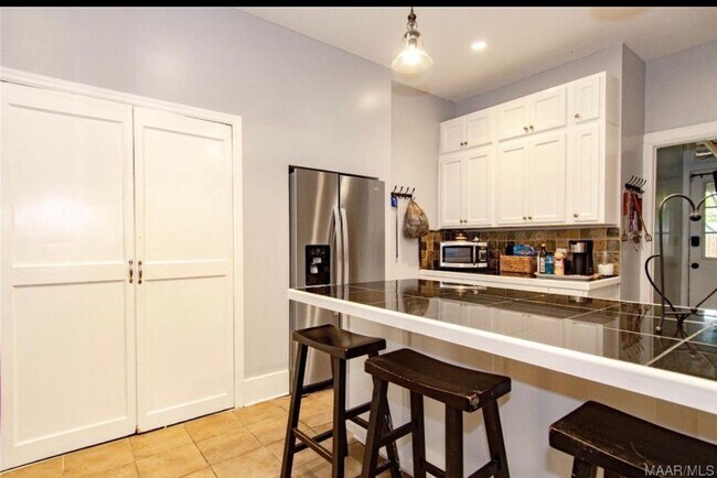 Building Photo - Coming Soon for Rent!