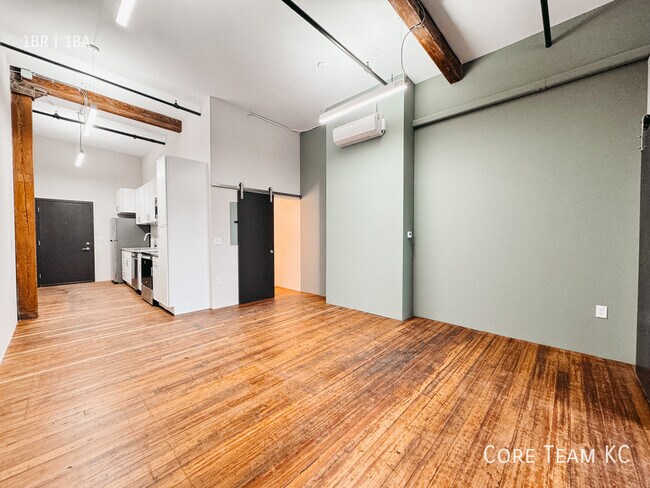 Building Photo - 802 Broadway Blvd