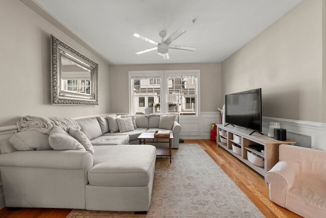 Building Photo - 30 Park St