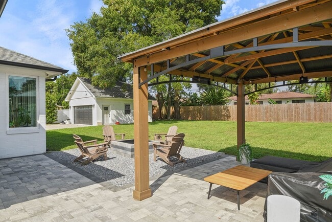 Building Photo - Luxurious living in Winter Park