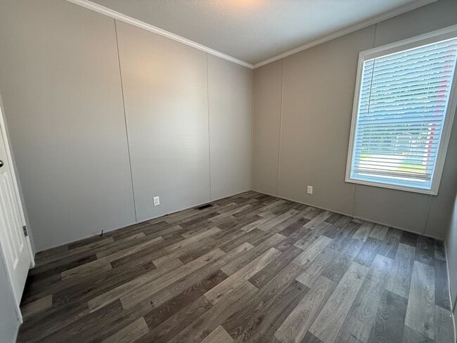 Building Photo - 11793 Cascade Cir
