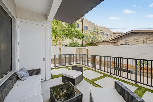 Building Photo - 7300 E Earll Dr