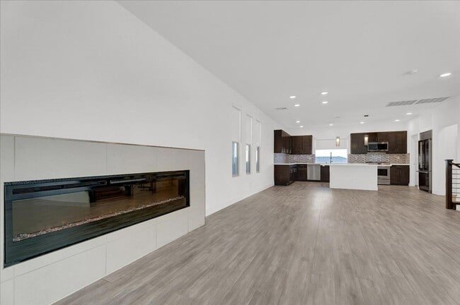 Building Photo - Stunning 4-Bedroom Home in Gated Community Near I-215 & Top Amenities!