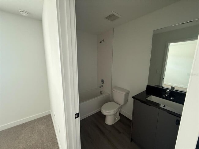 Building Photo - 3213 Energy Dr