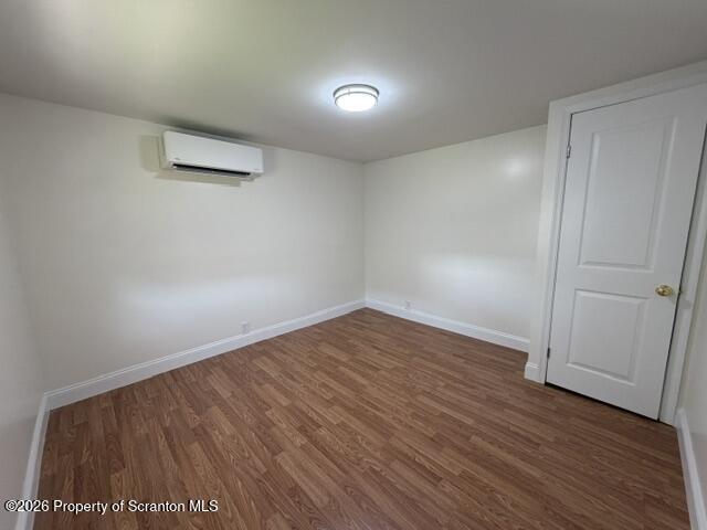 Building Photo - 133 Thirwell Ave