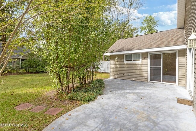 Building Photo - 9 Ct 3