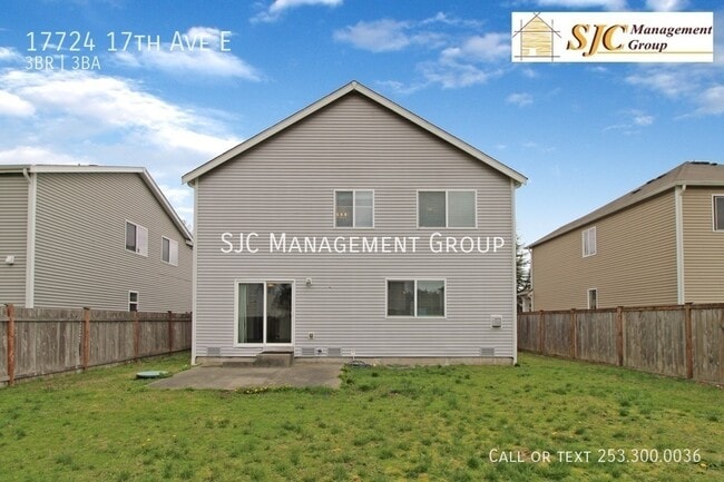 Building Photo - 17724 17th Ave E