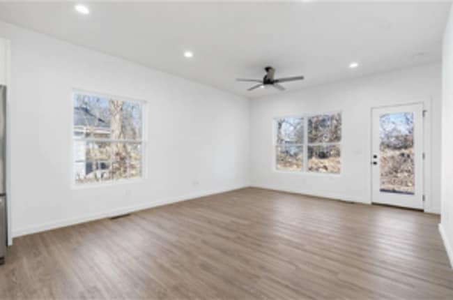 Building Photo - New Home! Photos Are Of Similar Property