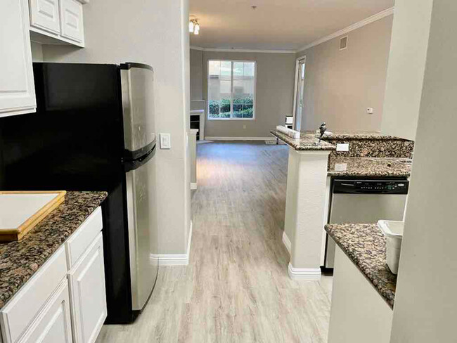 Building Photo - 10848 Scripps Ranch Blvd