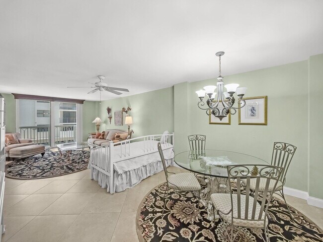 Building Photo - 125 S Ocean Ave