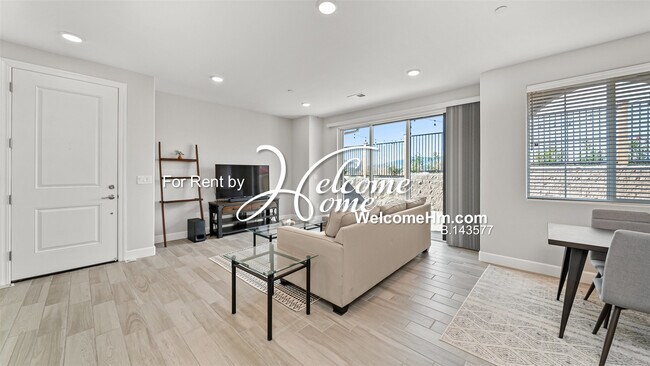 Building Photo - 2031 Cradle Mountain Dr