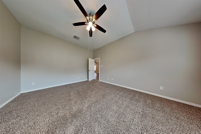 Building Photo - 10218 Black Forest Ct