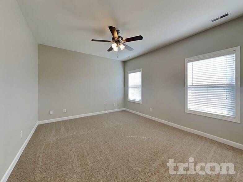 Building Photo - 4982 Morning Dove Ln