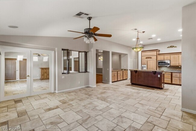 Building Photo - 8216 Rusty Sandstone Ct