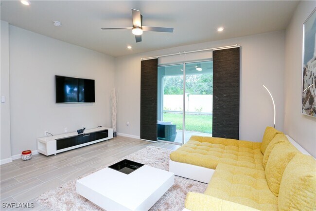 Building Photo - 4546 Arboretum Cir