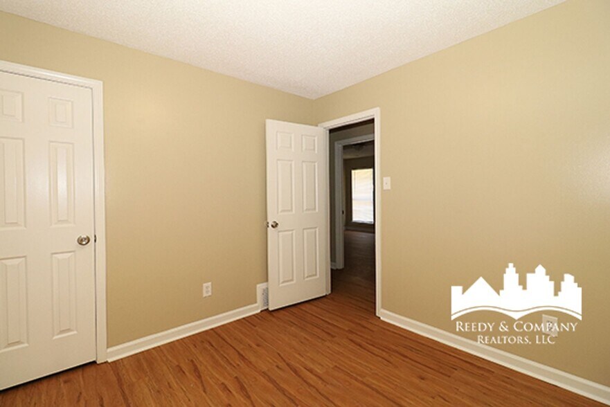 Building Photo - 3515 Chowning Rd