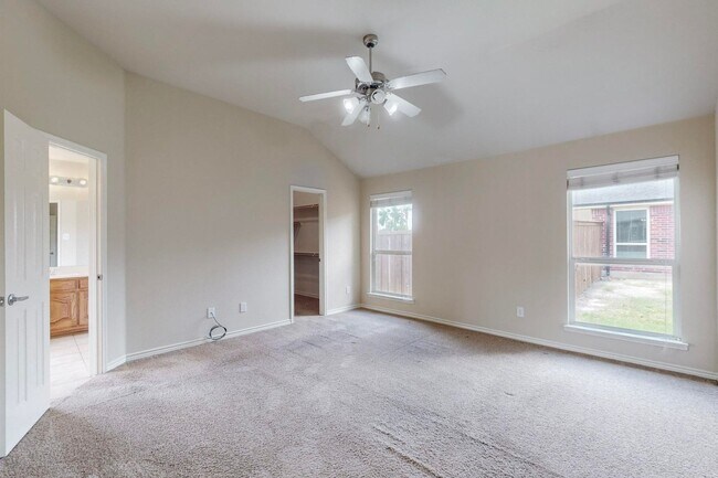 Building Photo - **Now pre-leasing, available to view early...